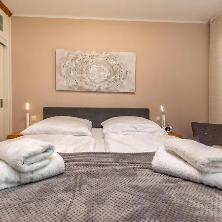Apartment Haus Ostseewind - Strandwiese Windboee - Strandwiese *